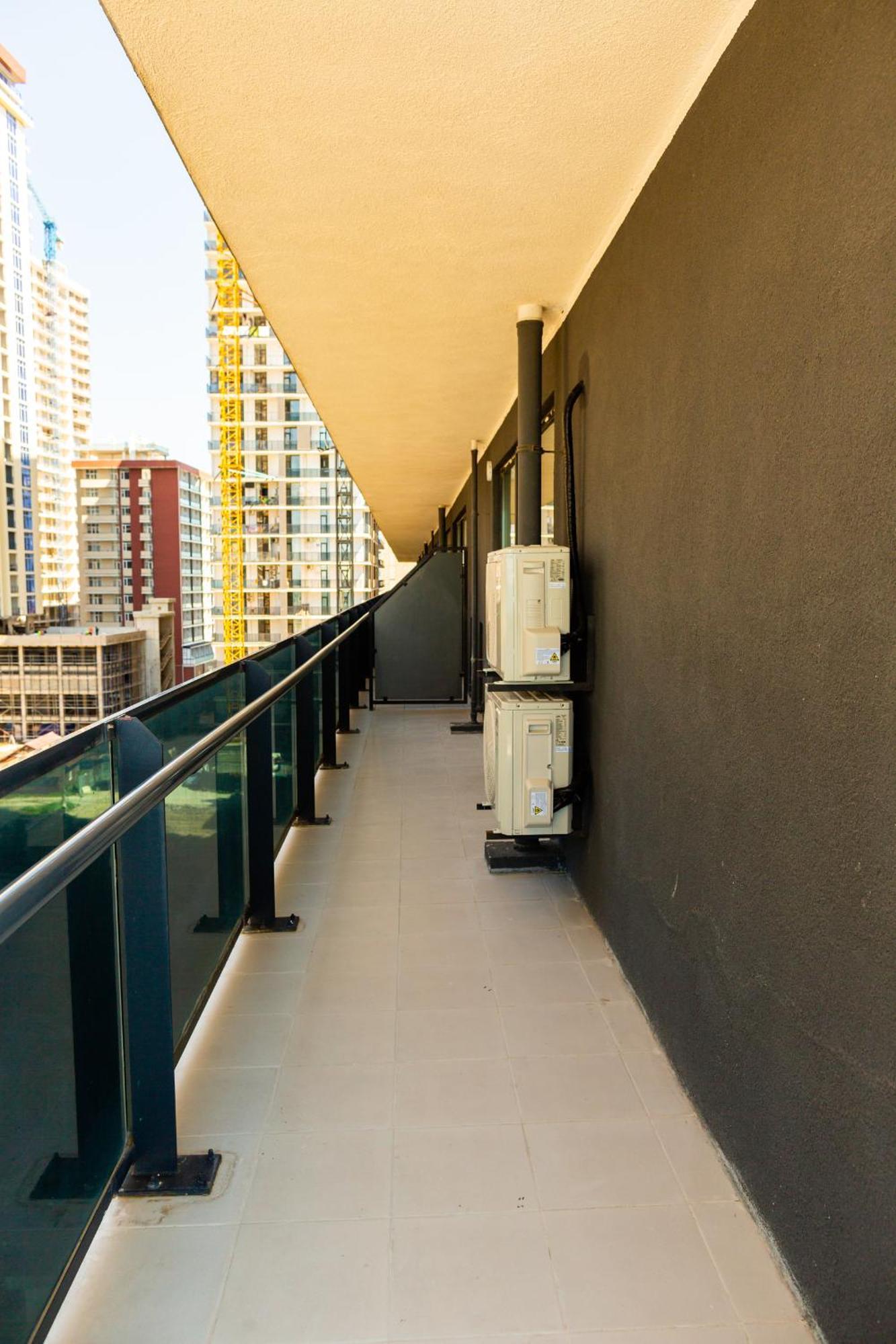 The Spot Apartments - Orbi Beach Tower バトゥーミ エクステリア 写真